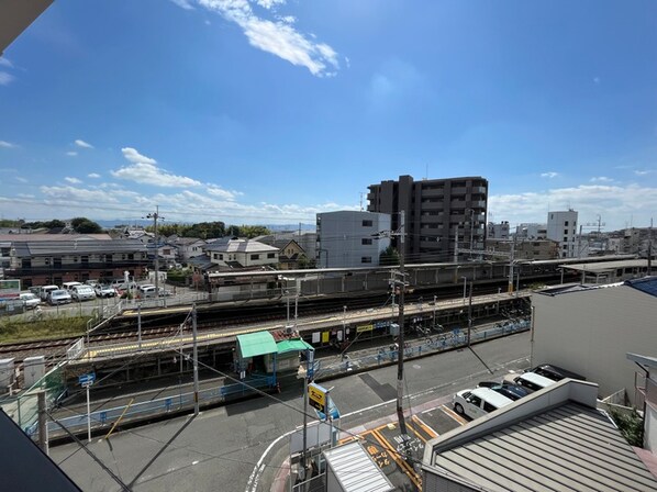 リ－フジャルダン総持寺駅前の物件内観写真